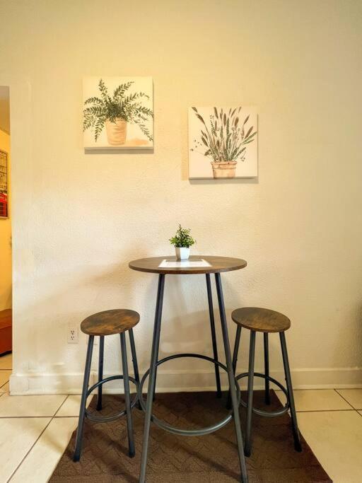 Cozy 1-Bedroom Rental In מיאמי מראה חיצוני תמונה